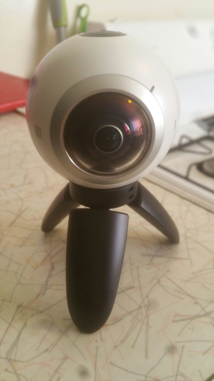 Samsung Gear 360 camera