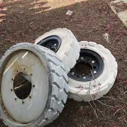 Skidsteer Tires 