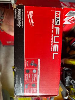 Milwaukee M12 FUEL 12V Lithium-Ion Brushless Cordless 3 in. Cut Off Saw (Tool-Only)