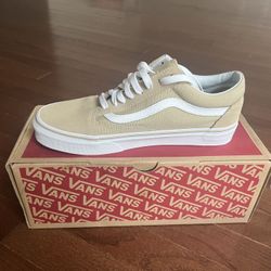 Brand New Vans (Size 8 Women’s) 