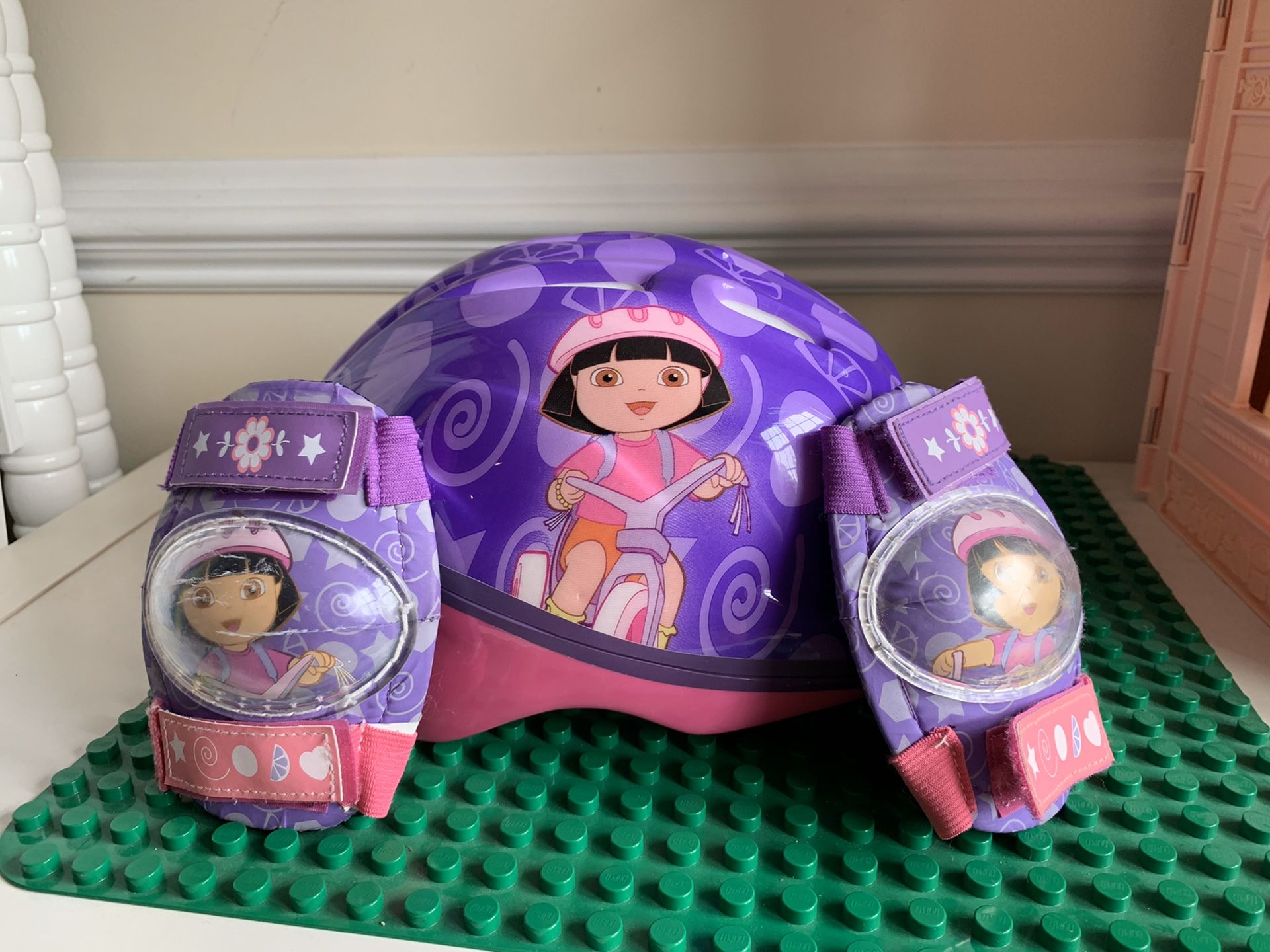 Dora helmet