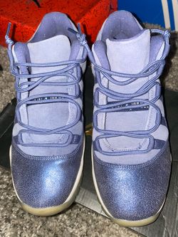 JORDAN 11 RETRO LOW BLUE MOON   size9 U.S.