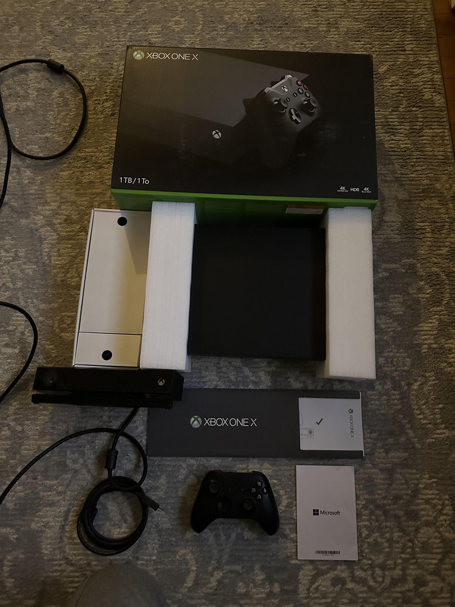 X Box One X 1 T+ Kinect