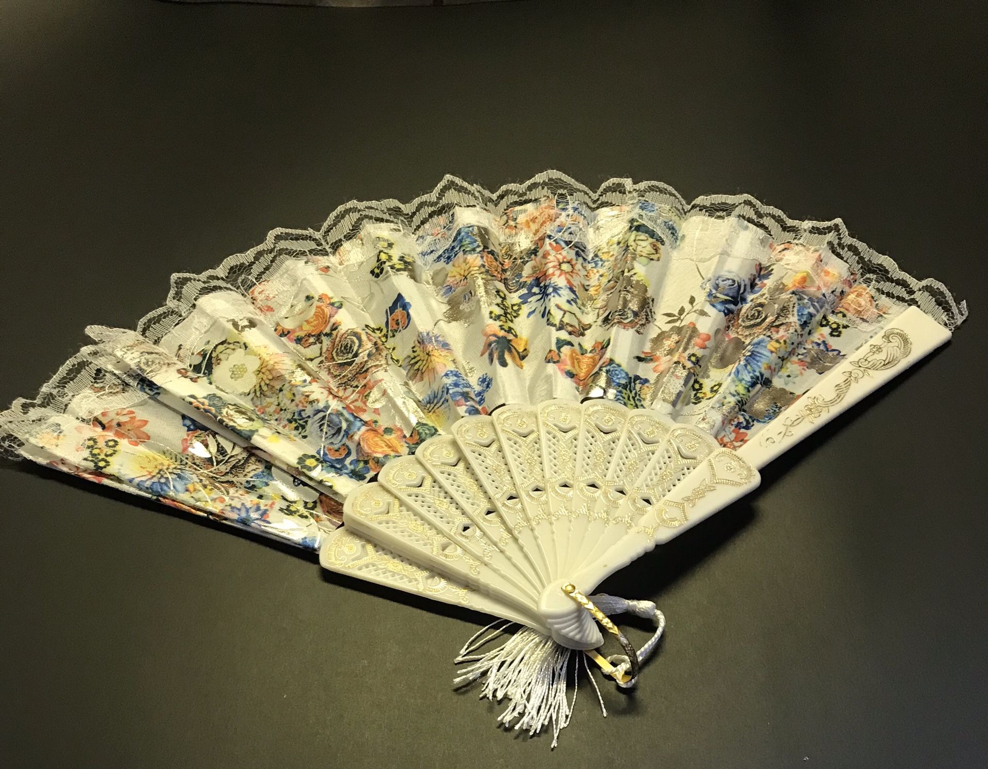 Hand fan white floral! New!