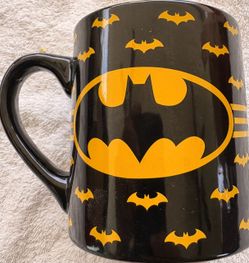 DC Comics Batman 20oz Coffee Mug Silver Buffalo 2018