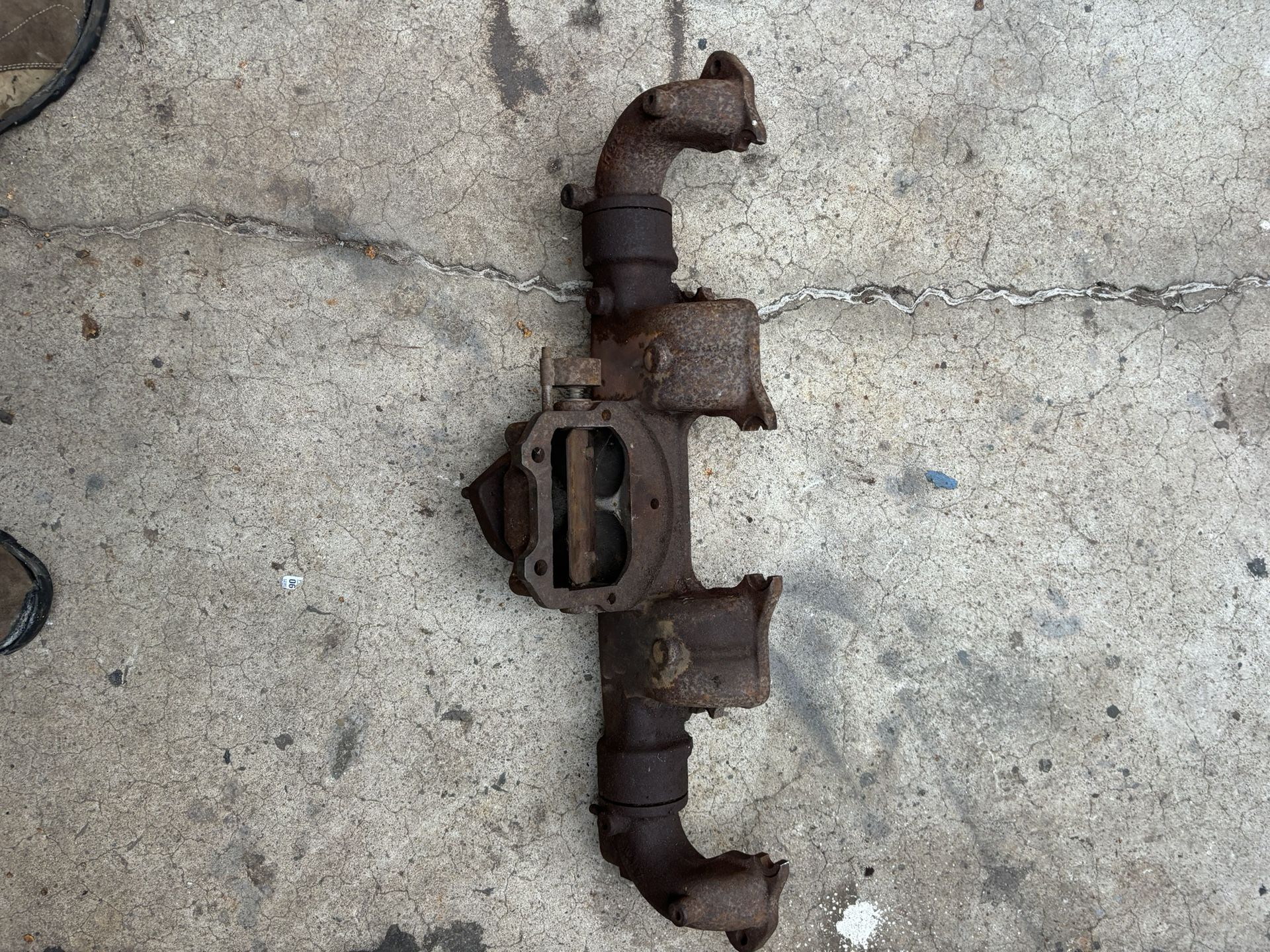 Landcruiser FJ40 Exhaust Manifold