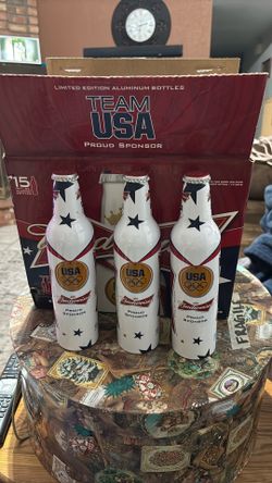 Budweiser Promotional Aluminum Beer Bottles With Original Box