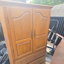 Armoire