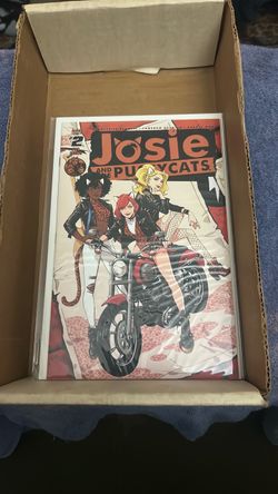 Josie and the Pussycats #2 Comic Book