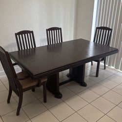 Dining table with chairs