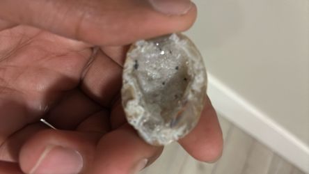 Agate geode nudole