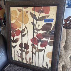 Excellent Condition Wall Hanging Frames