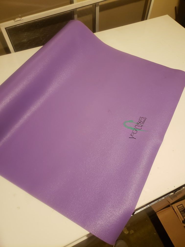 Century Yoga Mat Purple