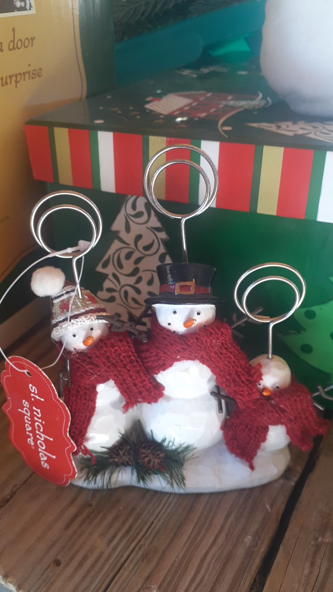 New ST Nicholas Square Photo Holder
