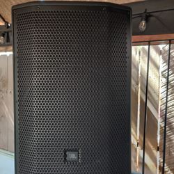 1- JBL EON618s 2- JBL PRX815W Power Speakers .
