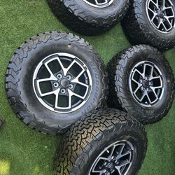 4 2026 RUBICON RIMS&TIRES 285-70R17 BFG TIRES $1590