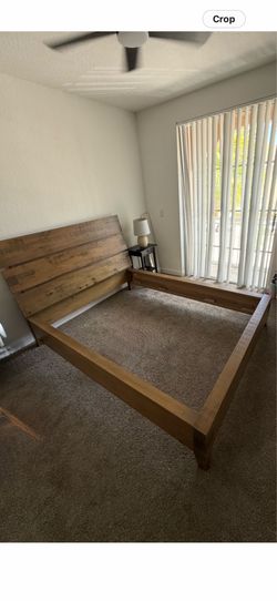 Queen bed - wood