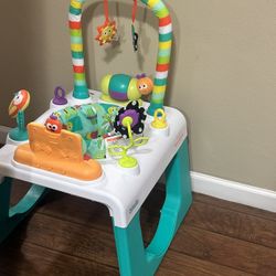 Brand New  Activity Center Pick Up Rialto 