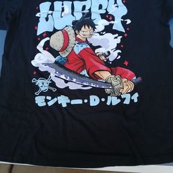 T shirt one piece carater