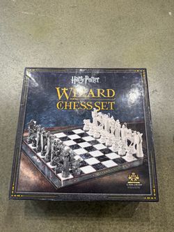 Harry Potter Wizard Chess Set – The Noble Collection