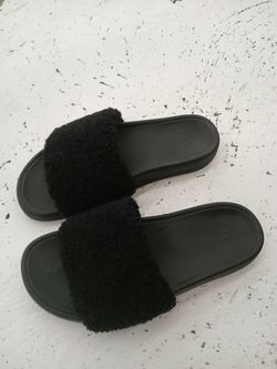 Lululemon Restfeel Slide Sandals
