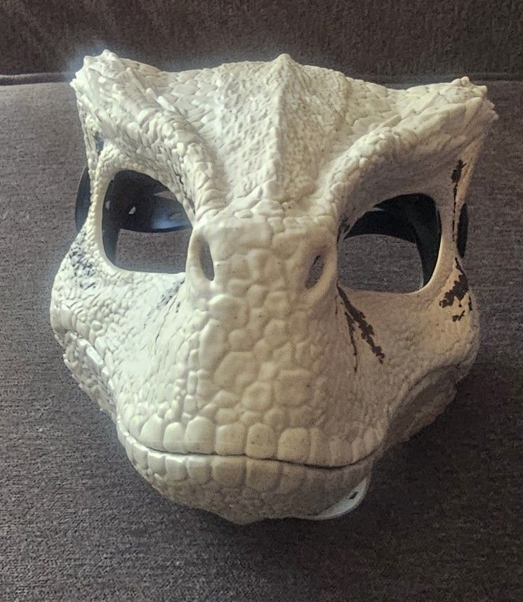 Jurassic World ChaoS Theory Atrociraptor Mask