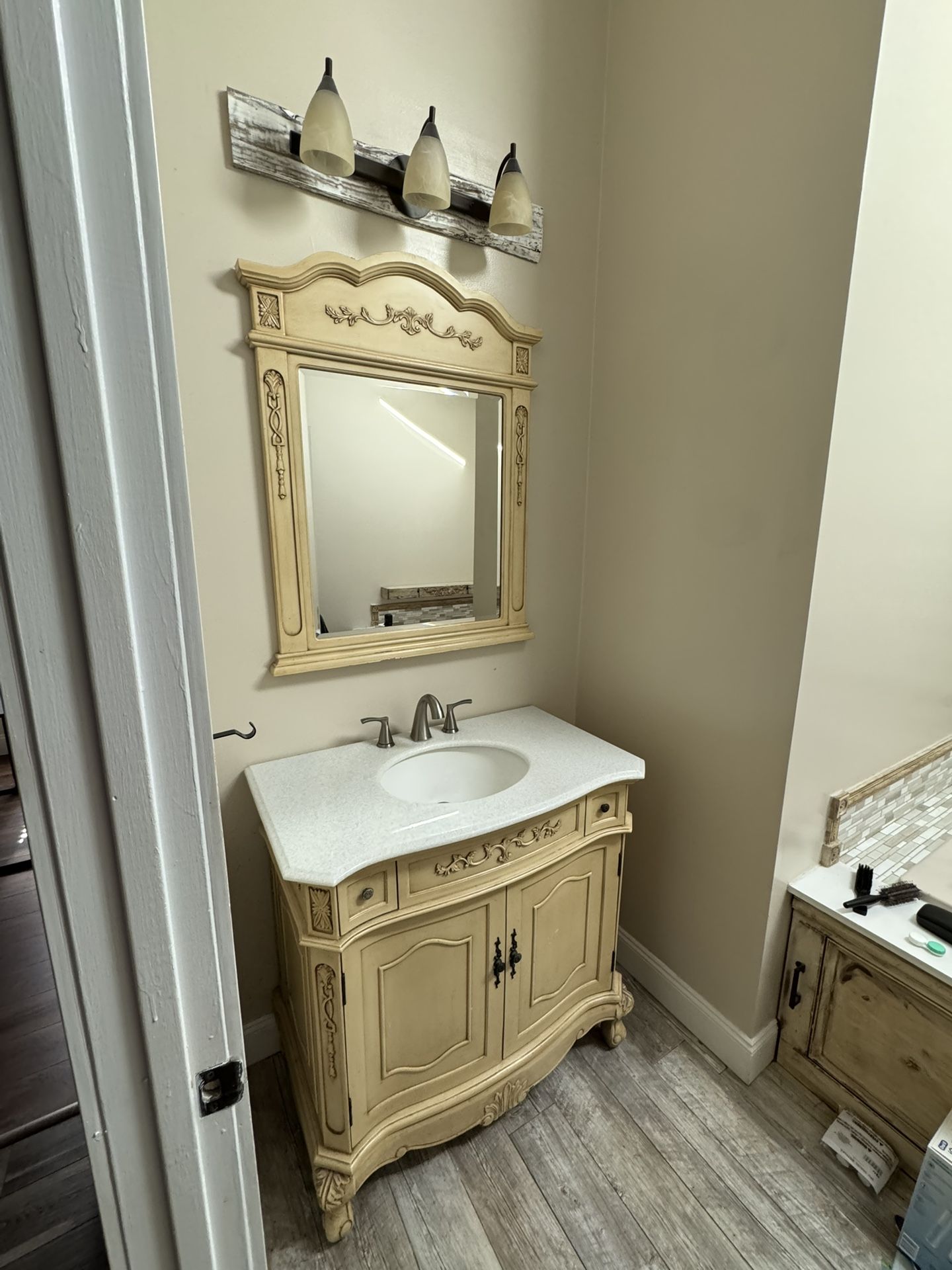 Victorian Style Vanity, Mirror And Light Combo
