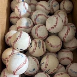 MLB Baseballs 