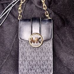 Michael Kors Cell Phone Credit Card Purse