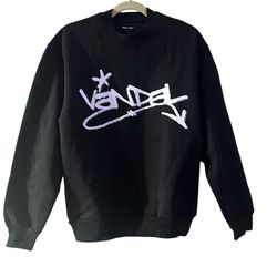 Vandal graffiti logo crewneck sweatshirt, cotton blend, size small