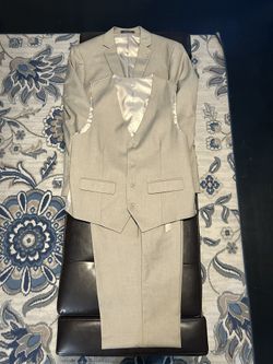 BONITO TRAJE DE VESTIR FORMAL PARA HOMBRE TALLA 40s DE 3 PIEZAS SACO CHALECO Y PANTALÓN TODO NUEVO 