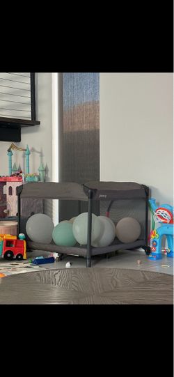 Joovi pack and play