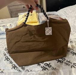 Alo Purse