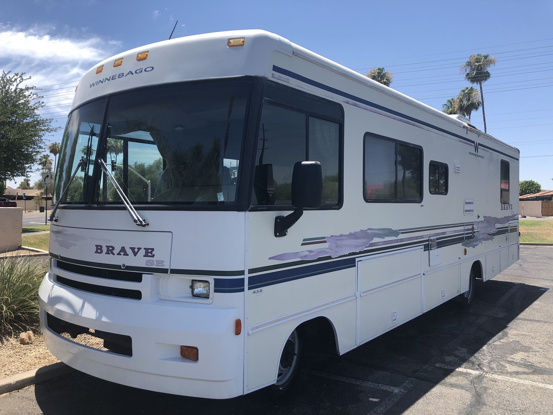 1998 WINNEBAGO BRAVE SE 39k Miles original $4200