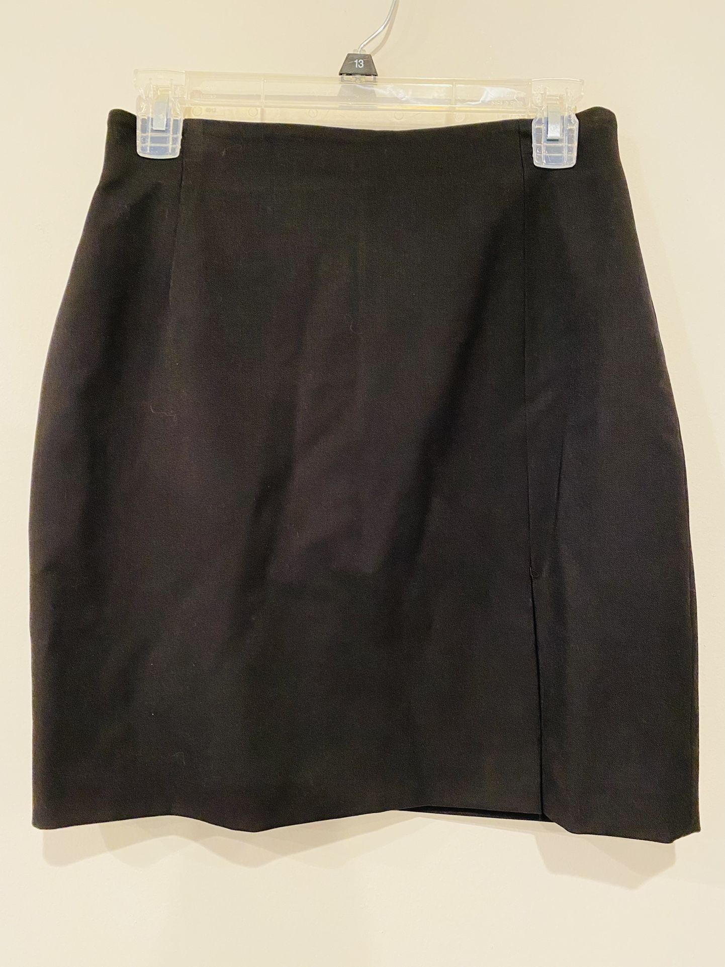 Black midi mini office straight pencil skirt with slit size 8