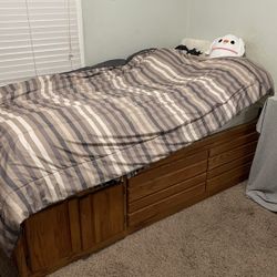 Good Sturdy Wood Twin Bed With Drawers