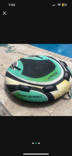 Inflatable Raft To Be Pulled By Boat