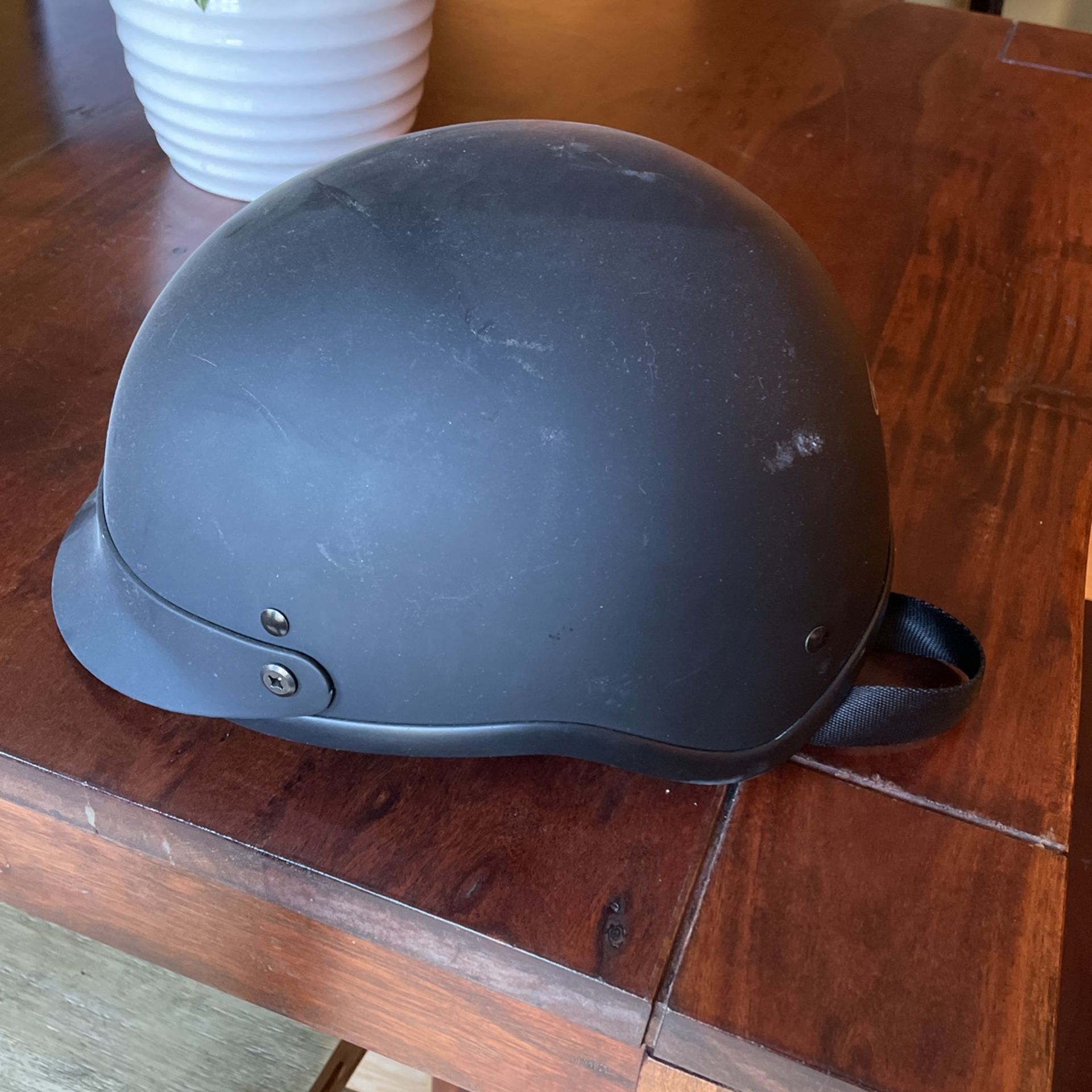 Fuel helmet Size Large…Only Worn Twice!