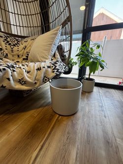 Round Ceramic Planter Pot