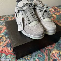 Air Jordan 4 Retro KAWS Cool Grey Men's Size 8.5 Sneakers