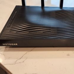 Netgear Nighthawk X8 4,000 SQ. FT COVERAGE