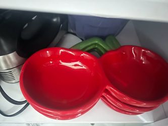3 ceramic cherry plates