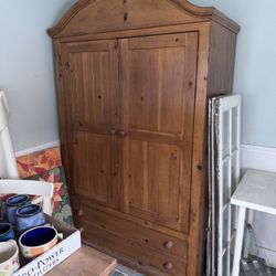 Media Center - In Kensington - FREE!! 