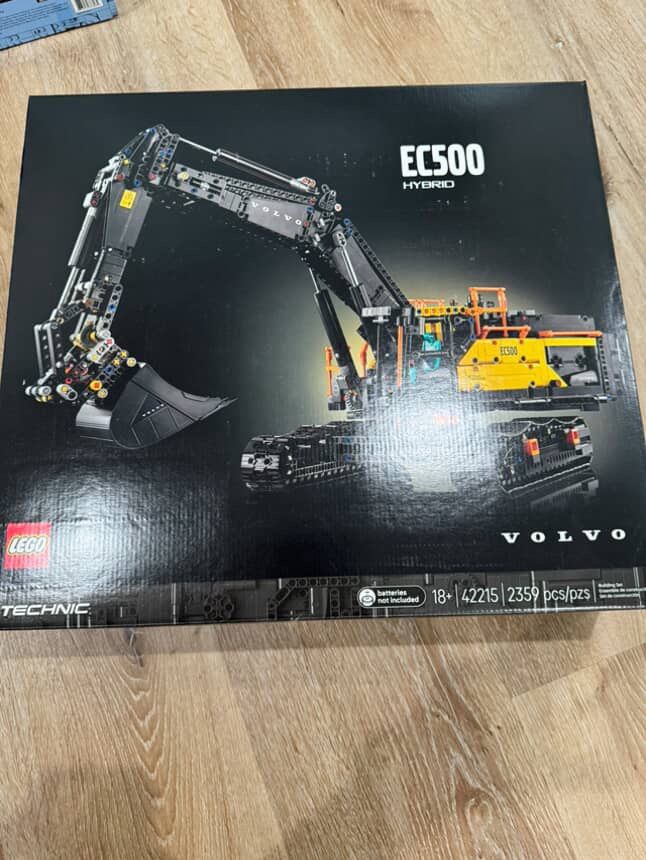 π LEGO Technic Volvo EC500 Hybrid Excavator 42215 π