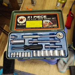 Vintage Buffalo Drive Socket Set (21pc)