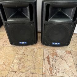 Power Speakers,FfbT Mixer, including Behringer Powered speakers made in Italy 10 inches FBT