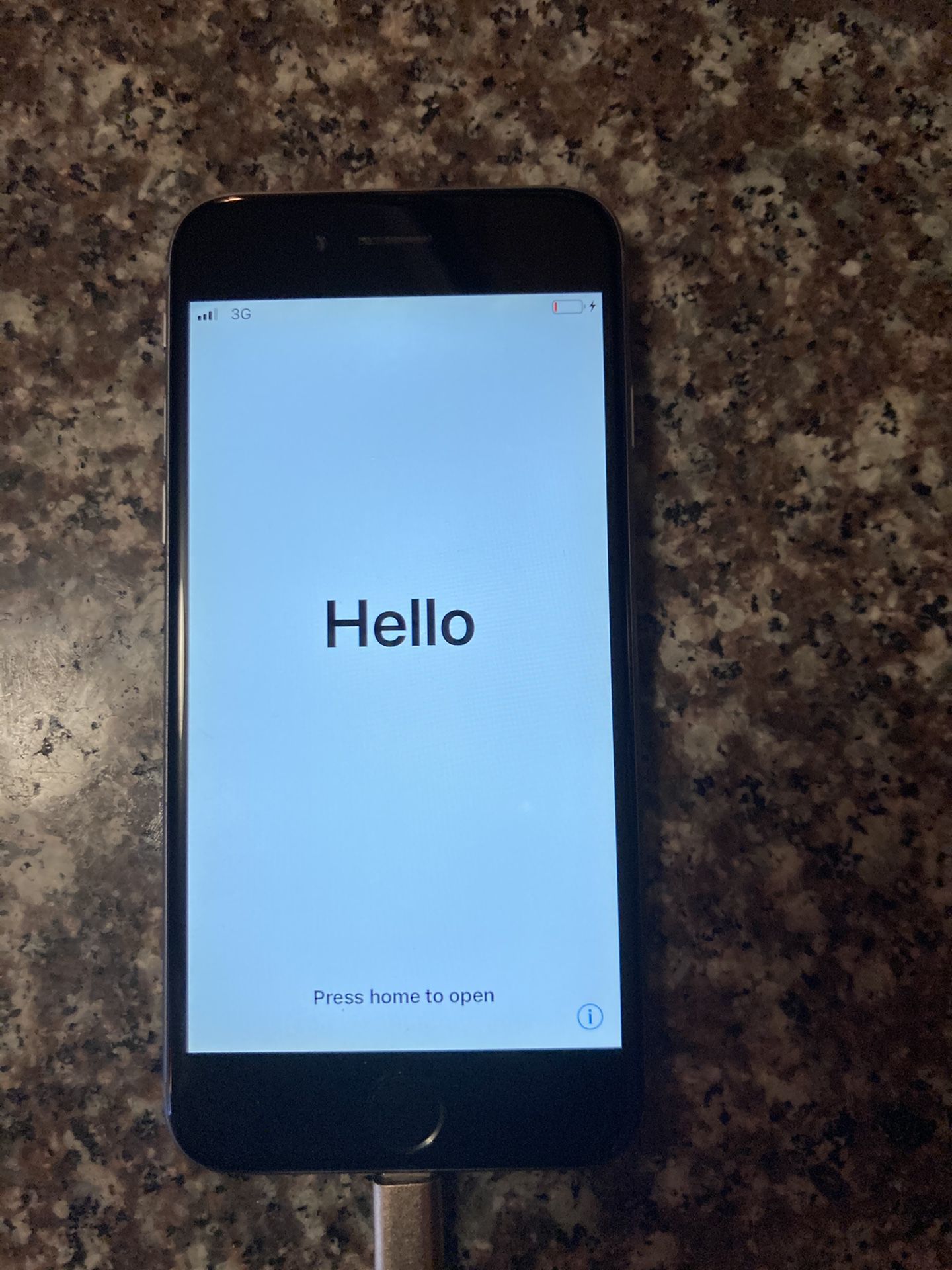 iPhone 6 **Great condition/UNLOCKED