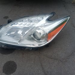 Toyota Prius Headlight 