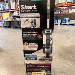 Shark Rotator PetPro Lift Away ADV Brand New In Box