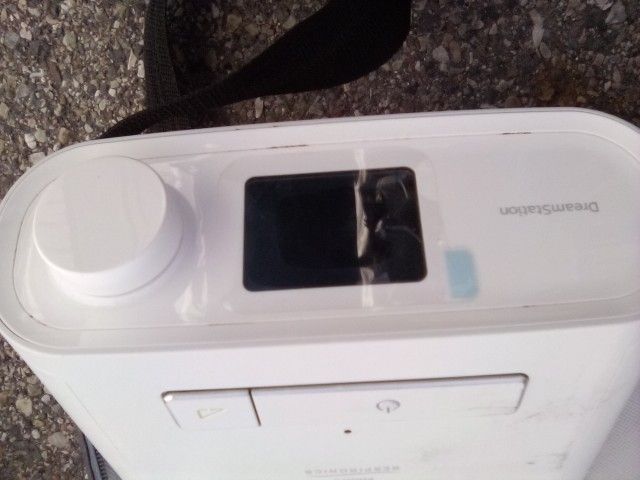 CPat Machine Machine Never Used All Extras $2.000 New Mom Passed And Never Used It need $to Get Out Of Homeless Shelter 🥴💯🤗🫣😕🥴💯❤️🙏🙏